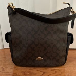 Coach Pennie Signature Shoulder Bag